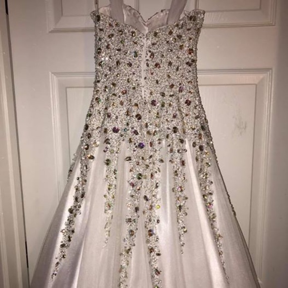 Prom/Pageant Dress - Picture 4 of 6